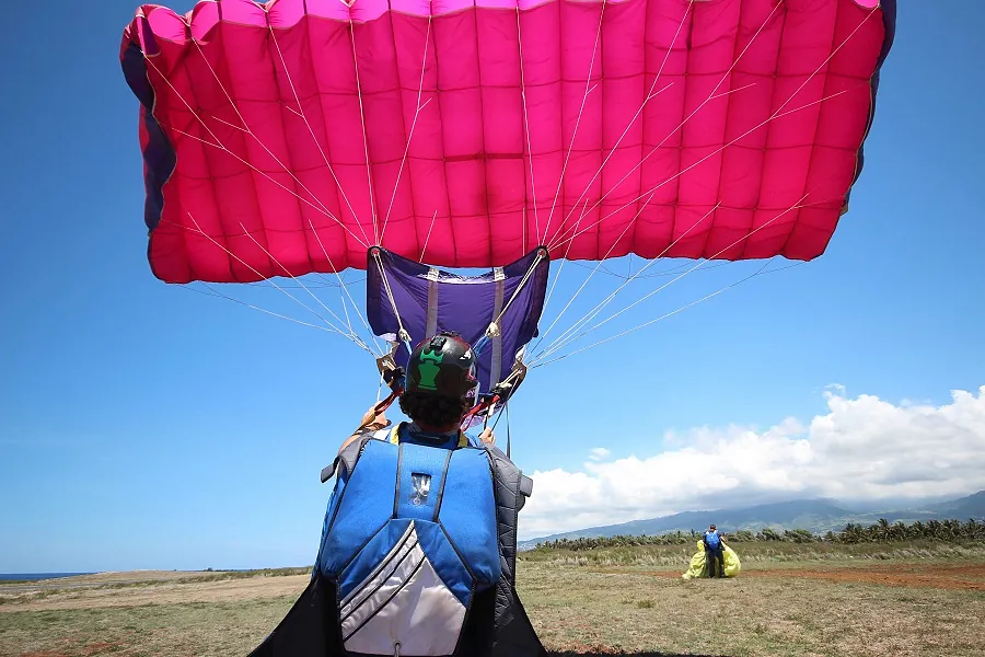 PARA CLUB DE BOURBON - CENTRE ÉCOLE DE PARACHUTISME DE LA RÉUNION